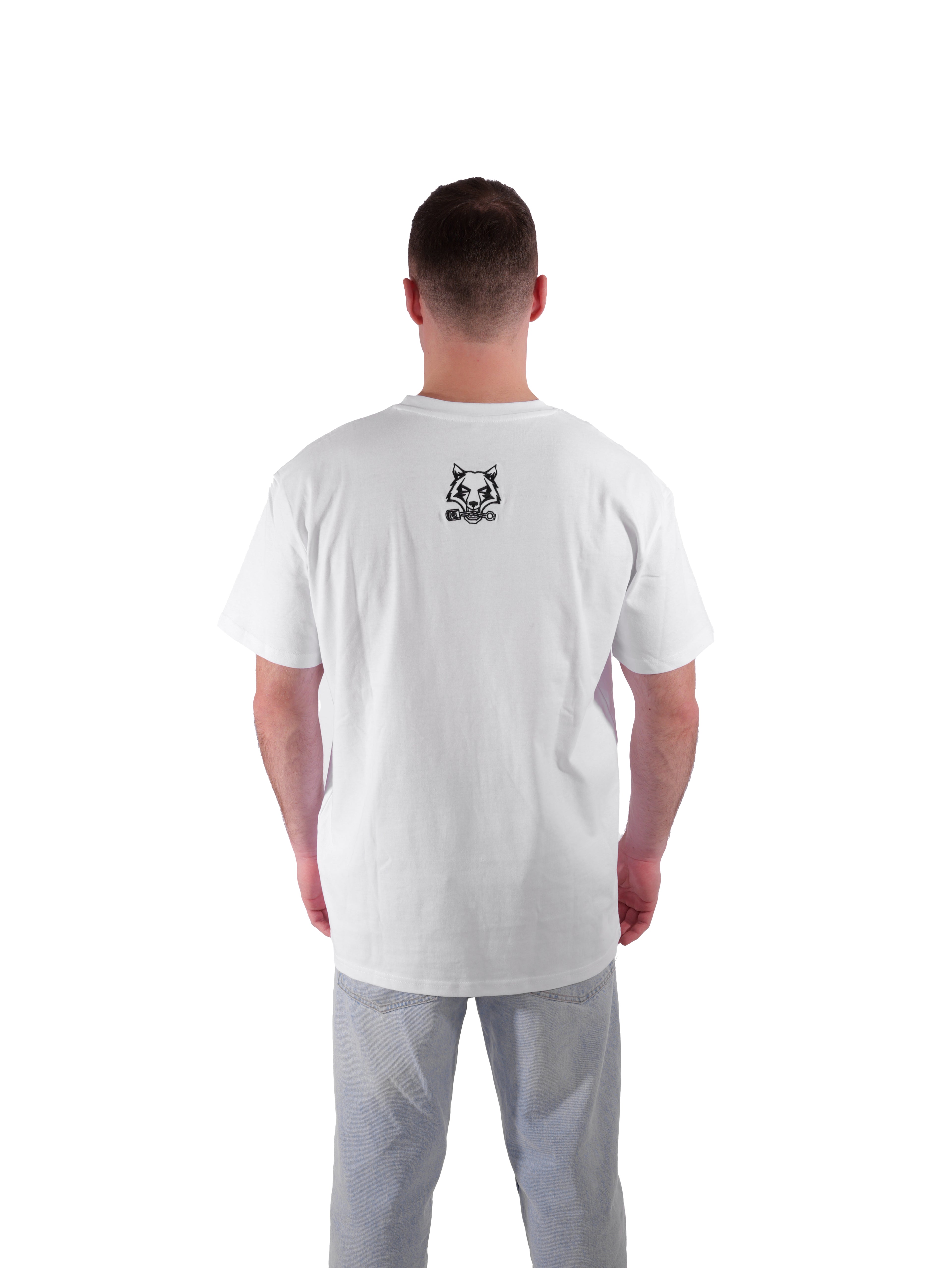 OVERSIZED T-SHIRT